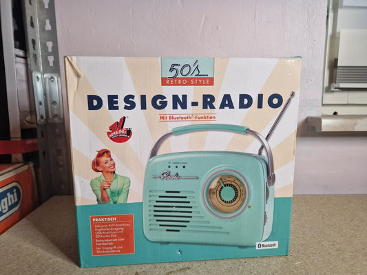 Tragbares Radio im angesagten 50's Retro Style Bluetooth USB SD Kartenslot Kopfhörerausgang